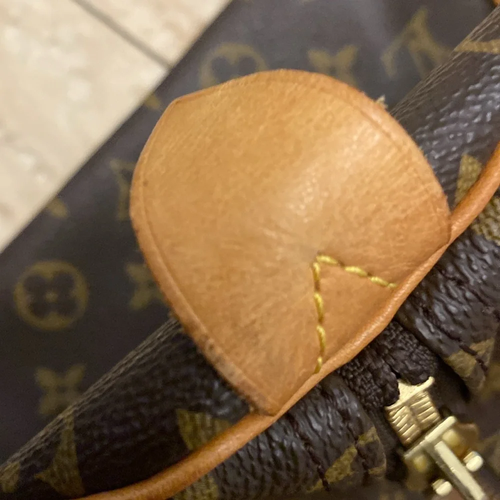 Louis Vuitton Monogram Keepall 50